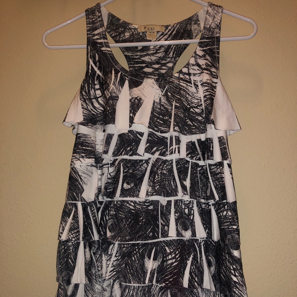Forever 21 tank